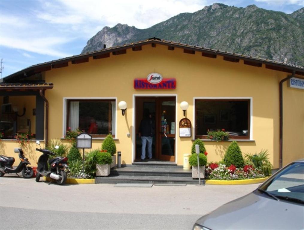 Milano K1 Villa Porlezza Buitenkant foto